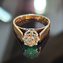 Diamond Ring set in 9ct Yellow Gold