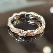 Diamond Twist 18ct White Gold